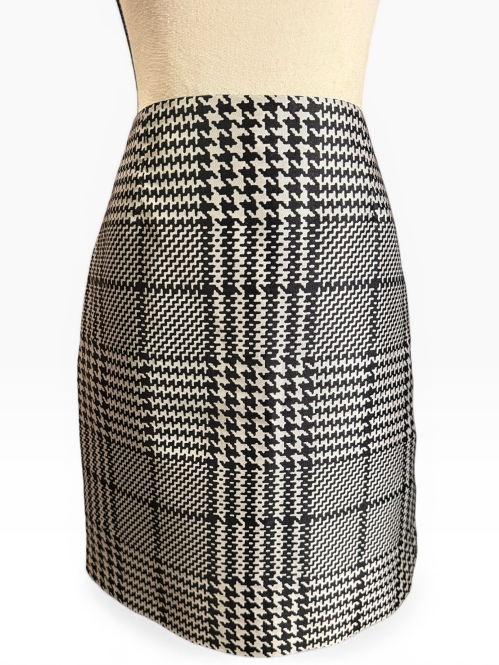 WHBM High-Waist Houndstooth Pencil Skirt